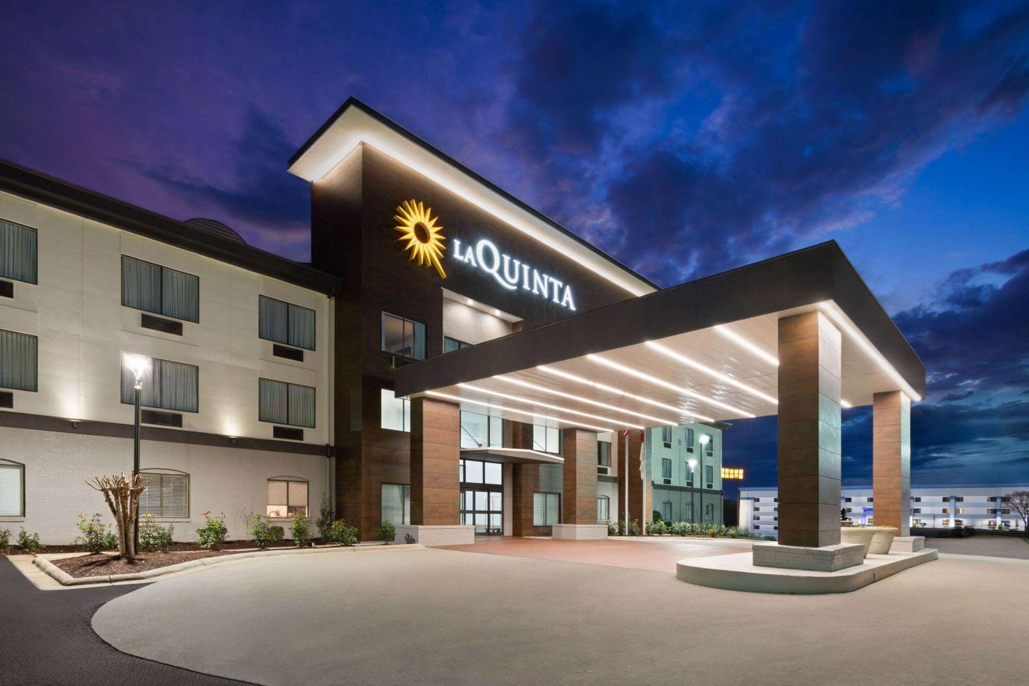 La Quinta Inn & Suites By Wyndham מרידיאן מראה חיצוני תמונה