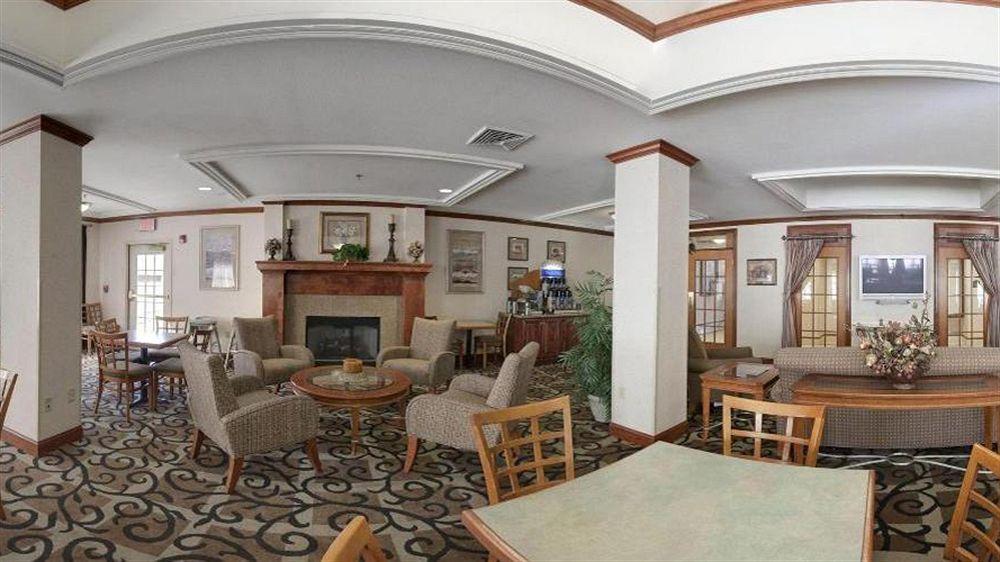 La Quinta Inn & Suites By Wyndham מרידיאן מראה חיצוני תמונה