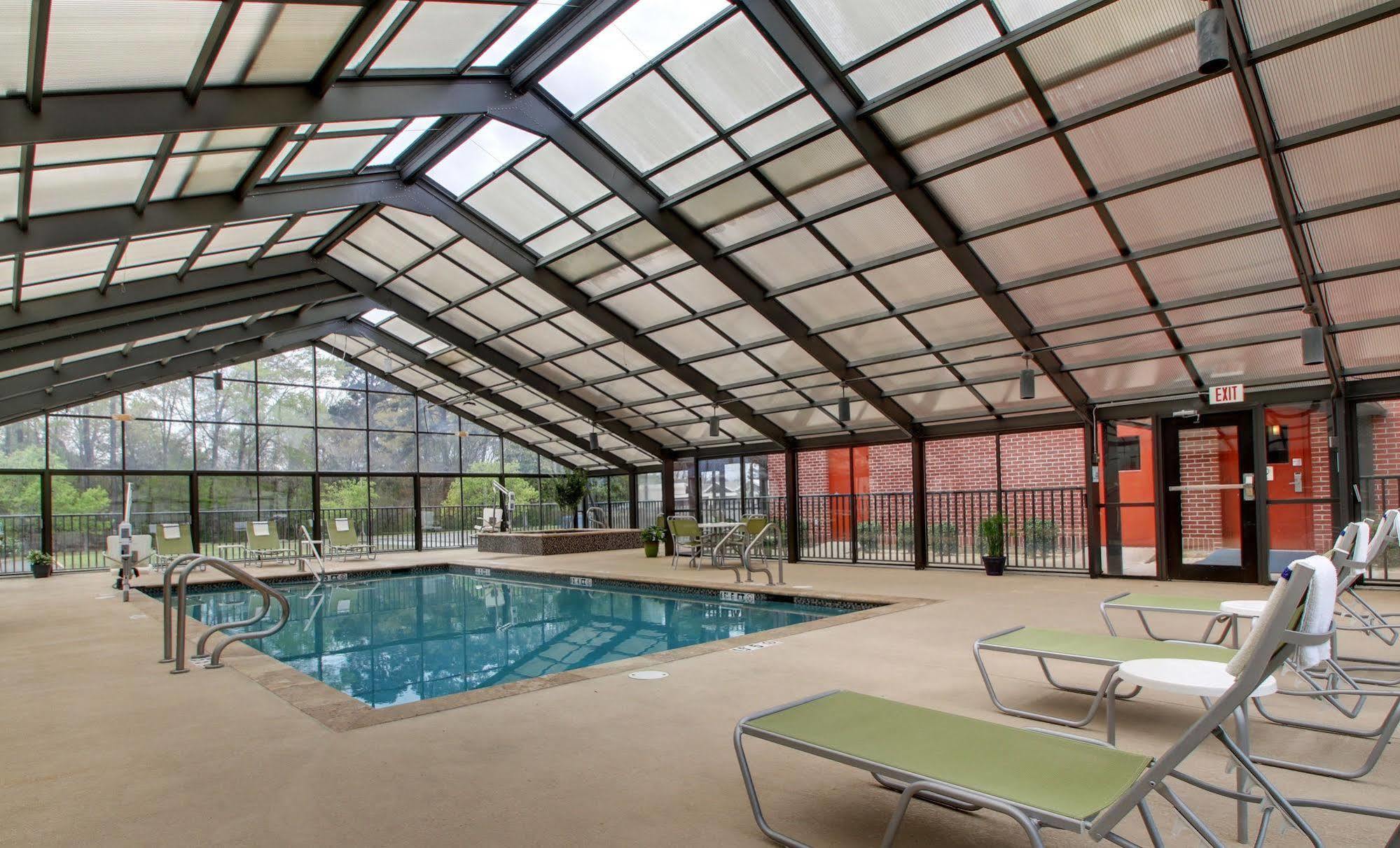La Quinta Inn & Suites By Wyndham מרידיאן מראה חיצוני תמונה
